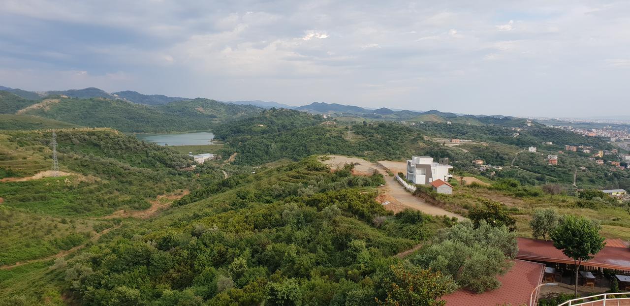 ホテル Agroturizem Kodra E Kuajve Škalngur エクステリア 写真